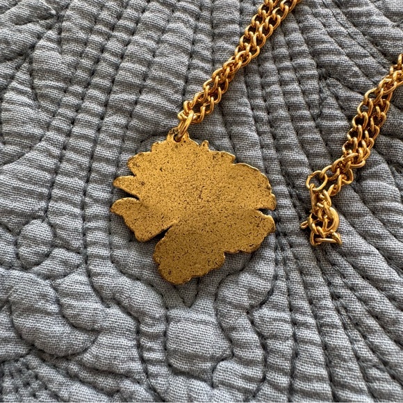 Hadestown Musical Broadway Official Flower Necklace - Picture 3 of 3